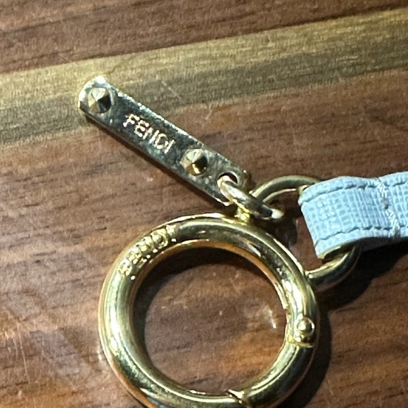 Fendi fur Pom Pom bag charm or key chain - Picture 3 of 5